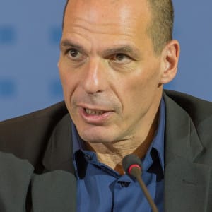 Verwirrspiel um Anordnungen gegen Yanis Varoufakis: Ausdruck staatlicher Anmaßung