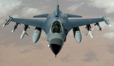 Jet Kampfjet Flugzeug NATO pixabay